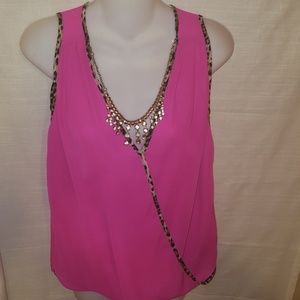 New mode pink top size small new without tags